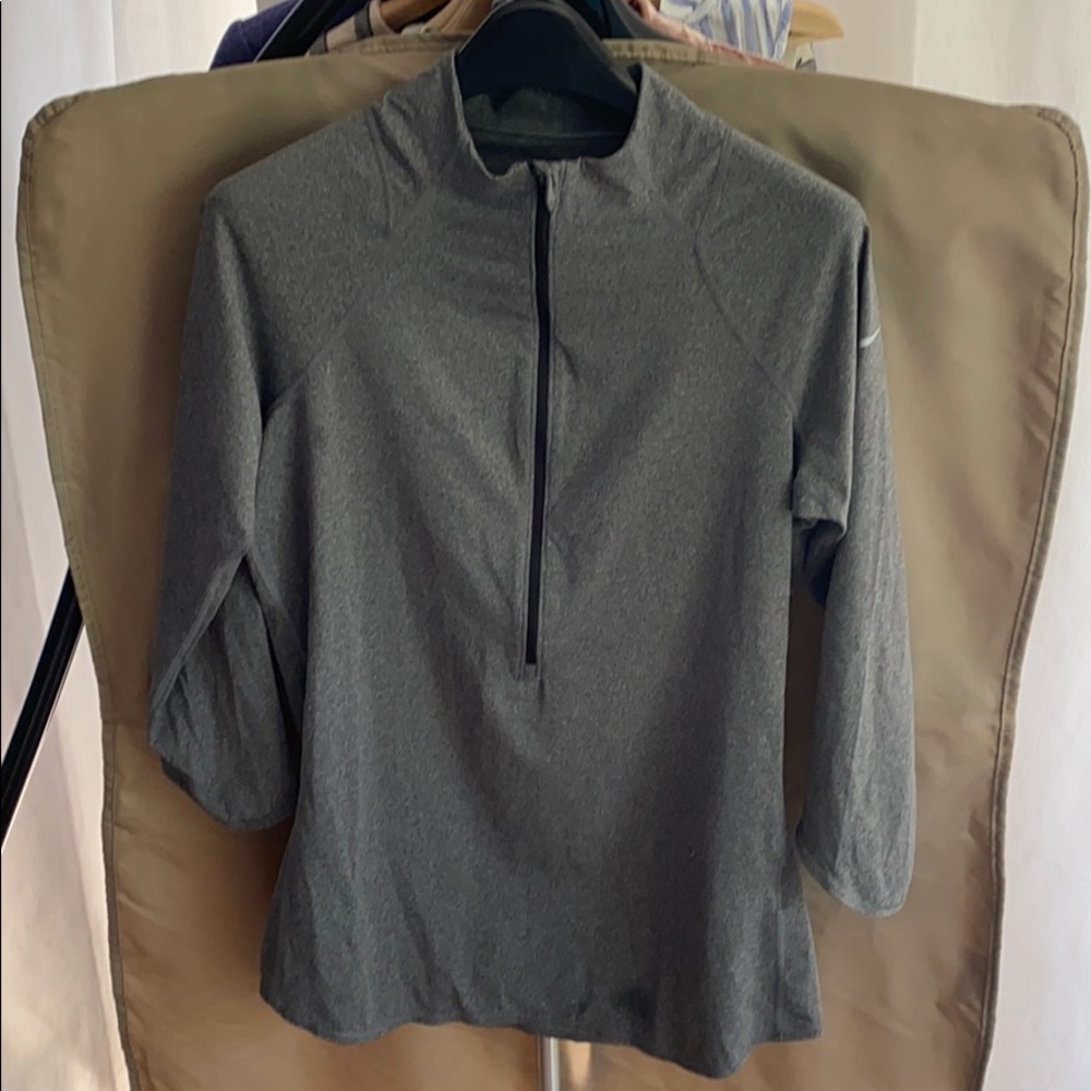 Nike Dri-fit top with 3/4 length sleeves